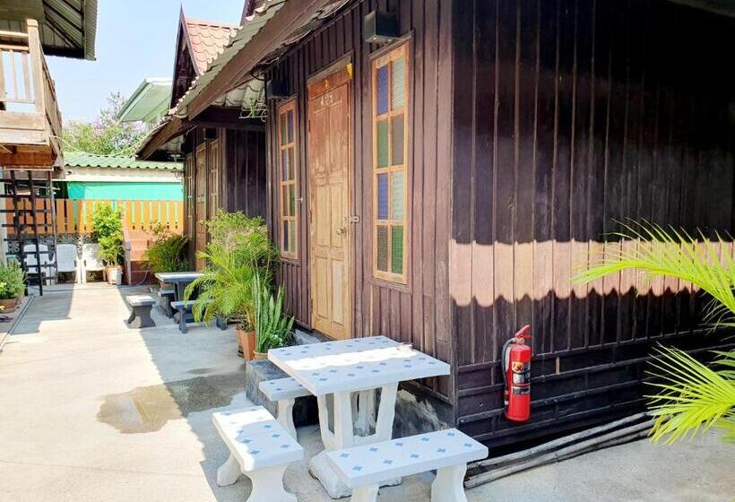 پانسیون Ktt Resort Sukhothai