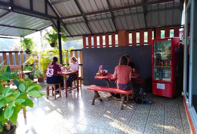 پانسیون Ktt Resort Sukhothai