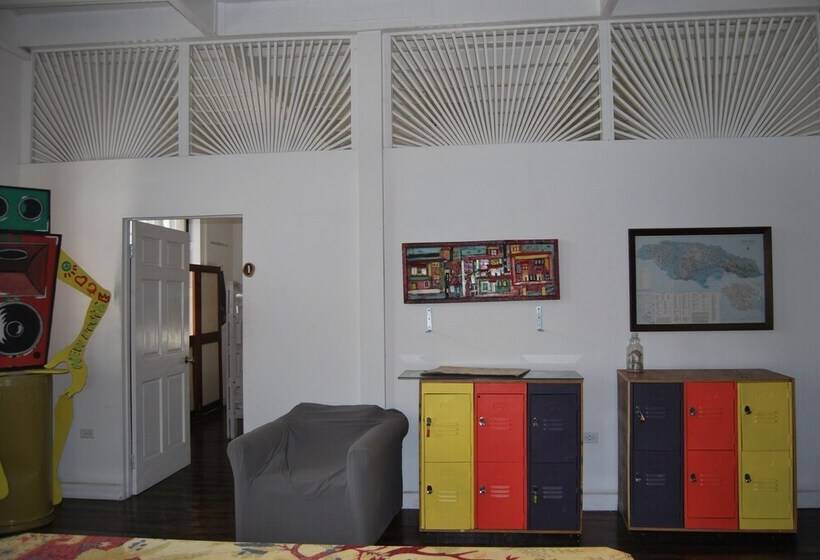 بنسيون Mobay Kotch   Hostel