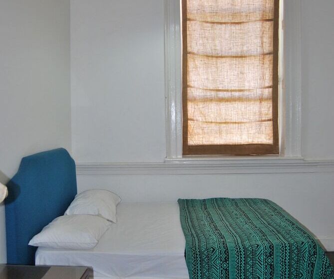 بنسيون Mobay Kotch   Hostel