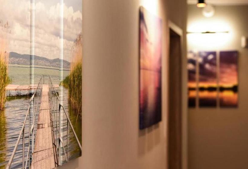 Accomo Apartmanház