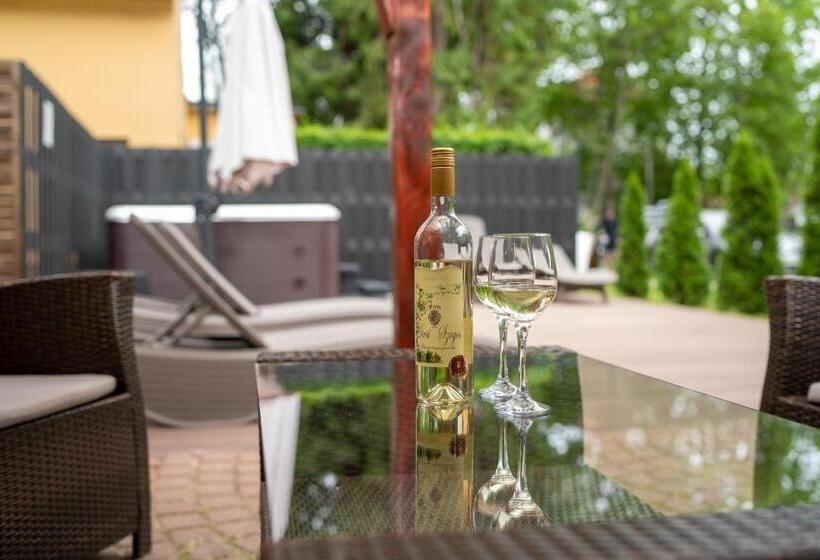 Accomo Apartmanház