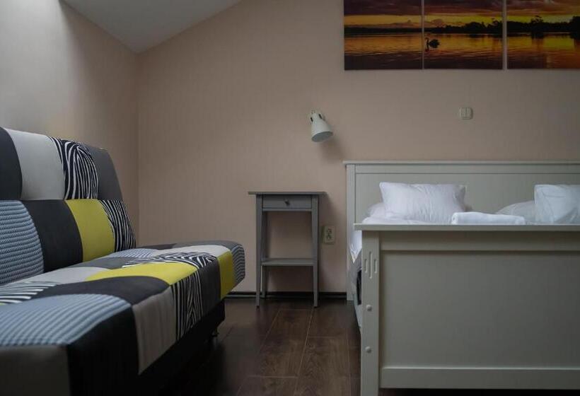 Accomo Apartmanház