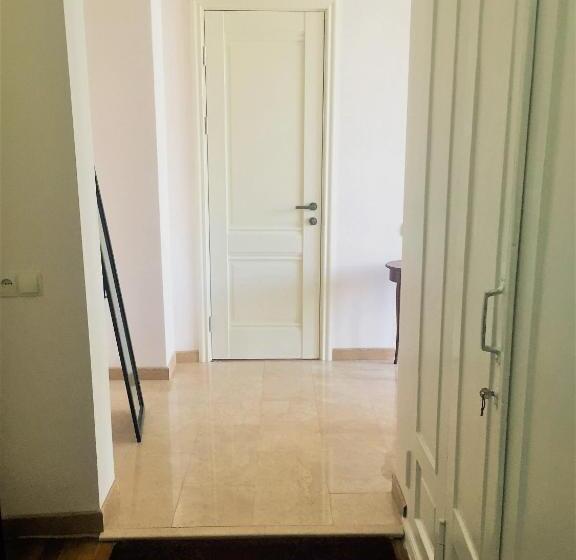 پانسیون Summer Story