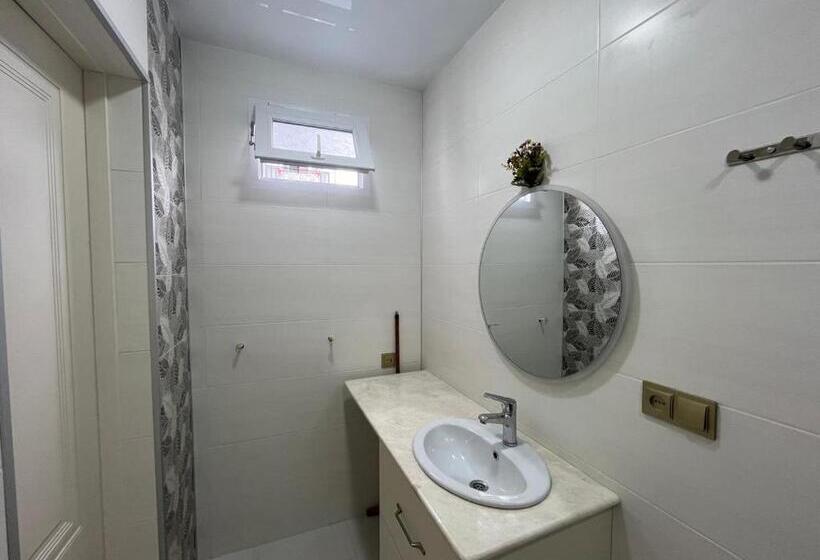 پانسیون Summer Story