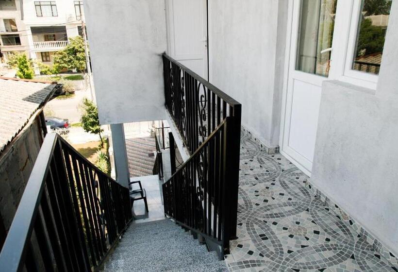 پانسیون Summer Story