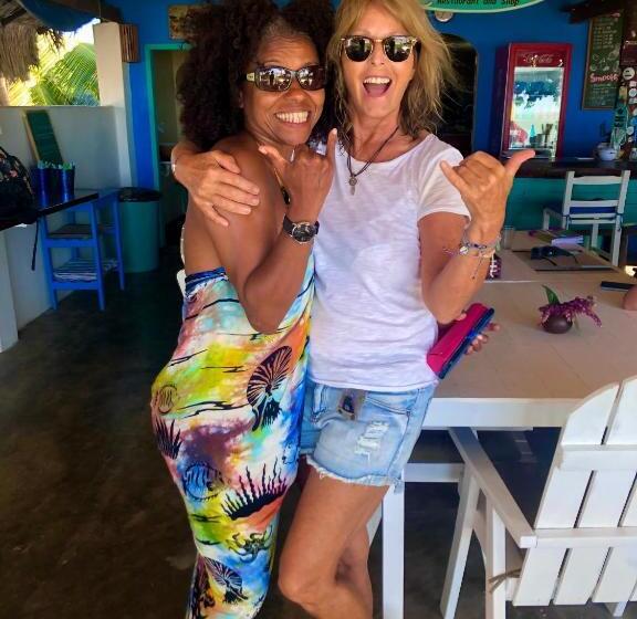 הוסטל The Spot   Beachfront Sports Pousada
