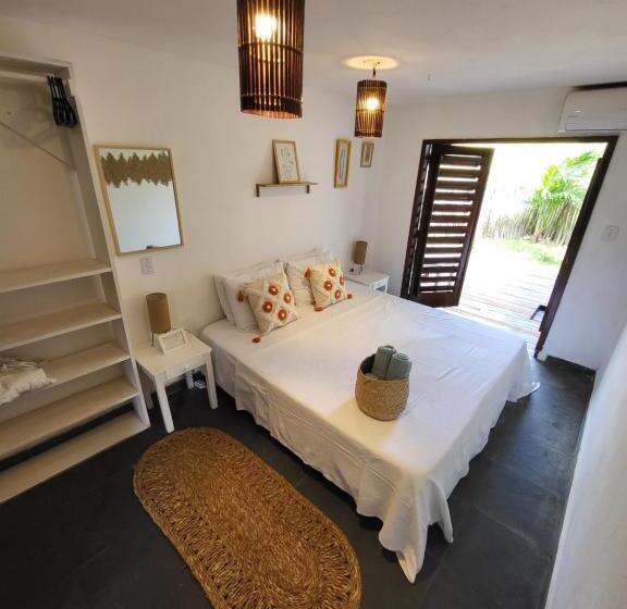 הוסטל The Spot   Beachfront Sports Pousada