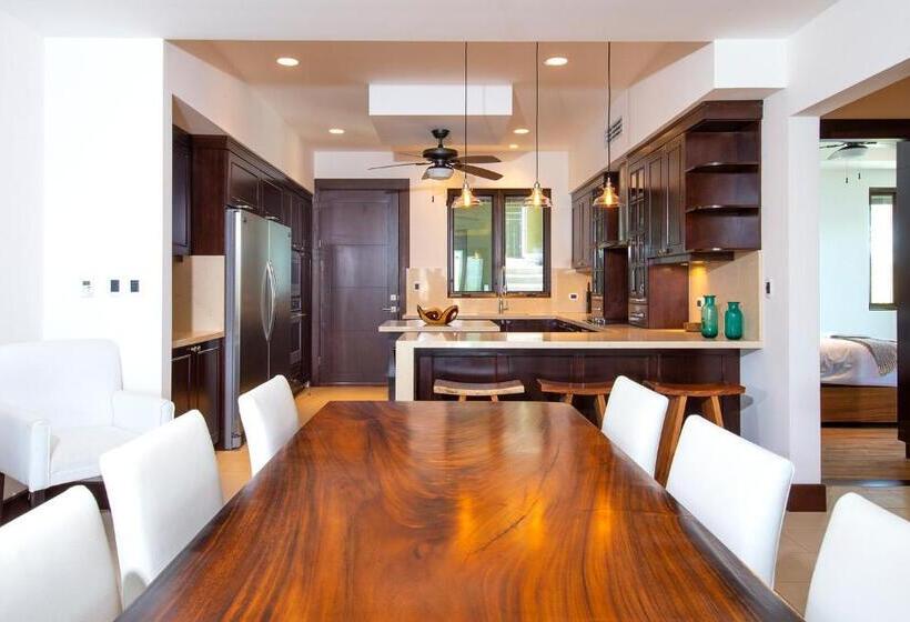 فندق 360 Splendor Del Pacifico Residences