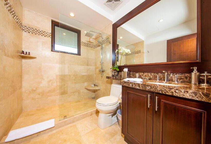 فندق 360 Splendor Del Pacifico Residences