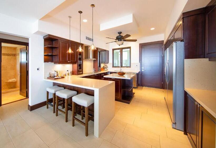 فندق 360 Splendor Del Pacifico Residences