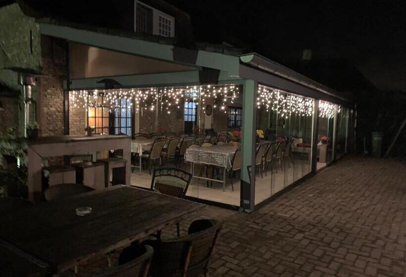 هتل De Distelhoeve