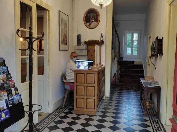 ホテル Des Voyageurs