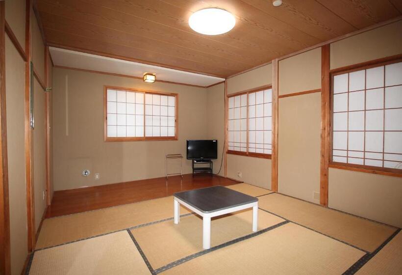 بنسيون Minshuku Yoshinoya
