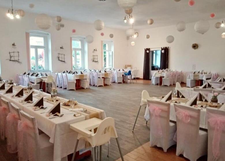 פנסיון Penzion Pivovar Podlesí