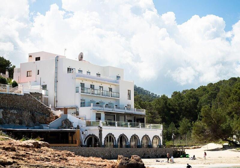 בית מלון כפרי Hostal La Cigüeña