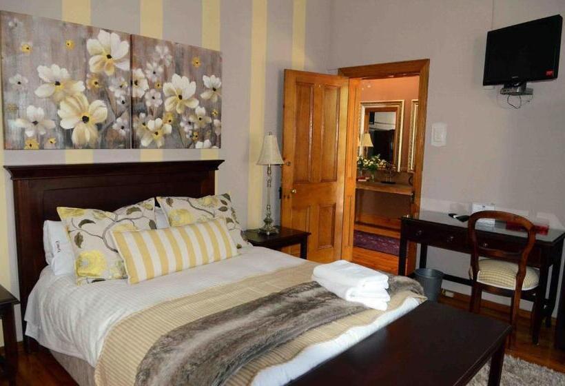 بنسيون Van Dykshuis Guest House