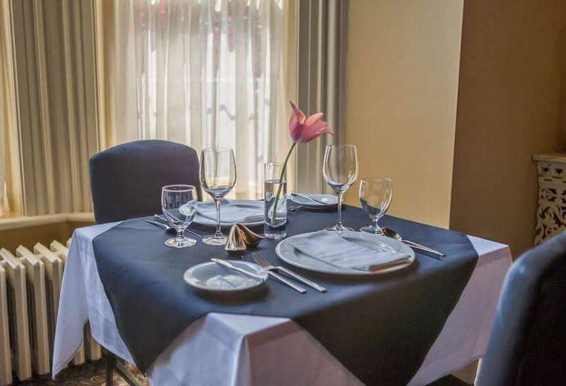 旅馆 The Woodview Inn