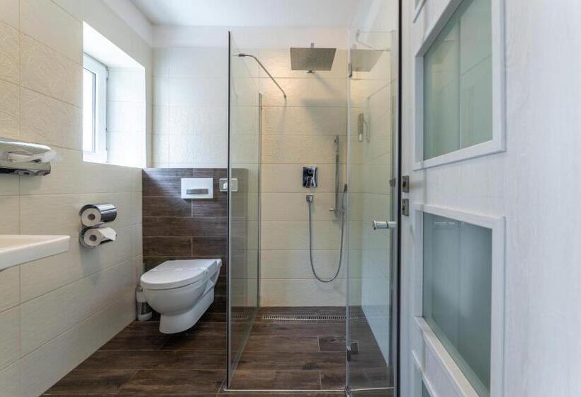 پانسیون Apartmány U Pavla