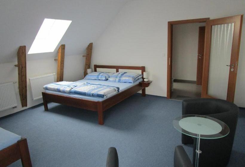 پانسیون Penzion Alma