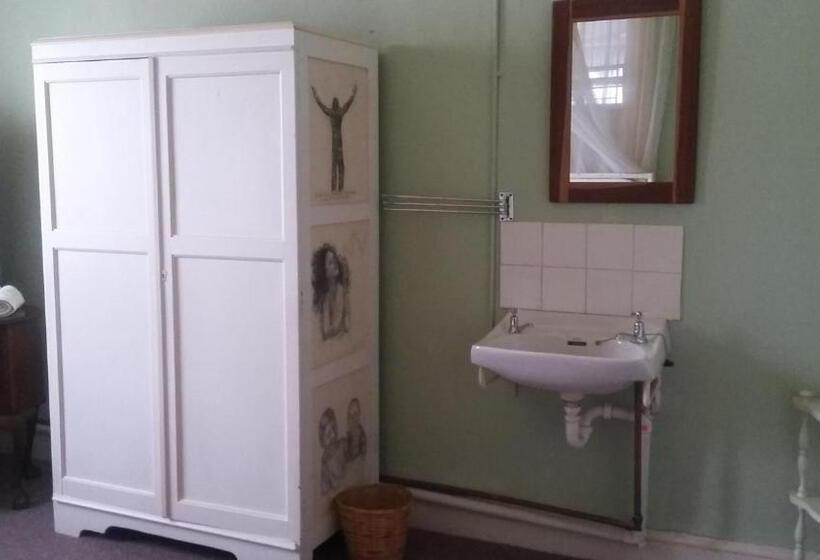 פנסיון Sons Of The King Guest House