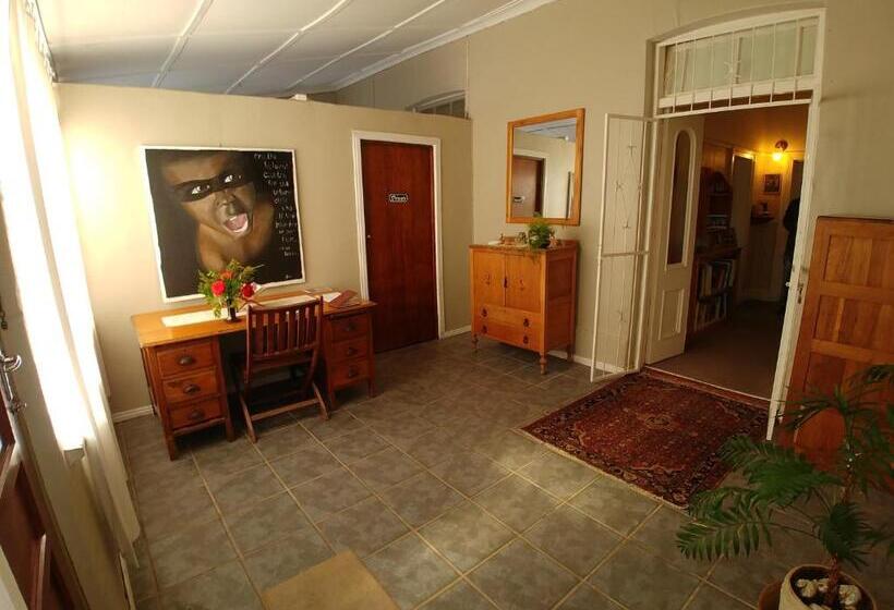 פנסיון Sons Of The King Guest House
