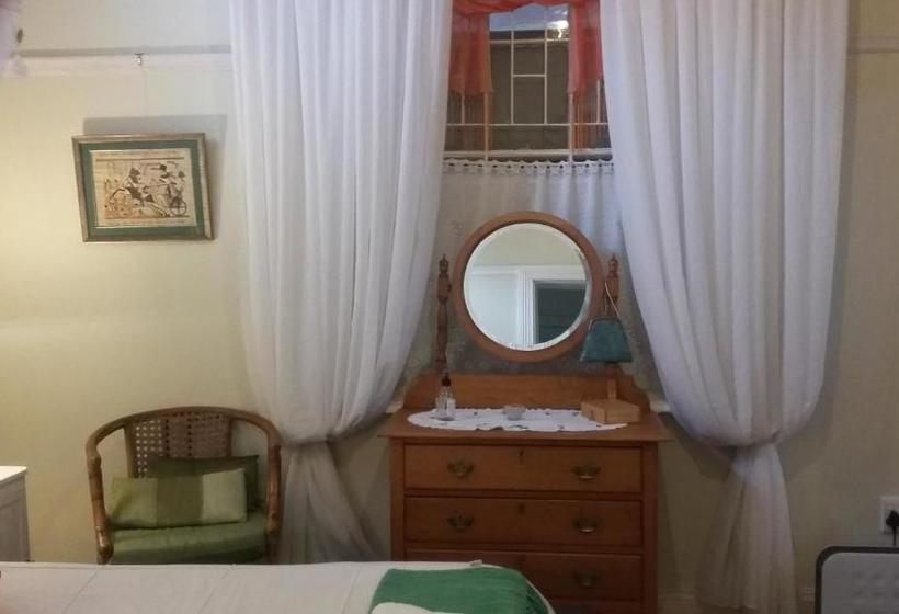 פנסיון Sons Of The King Guest House