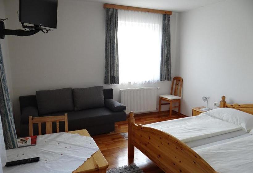 ユースホステル Gasthaus Zur Waldschenke