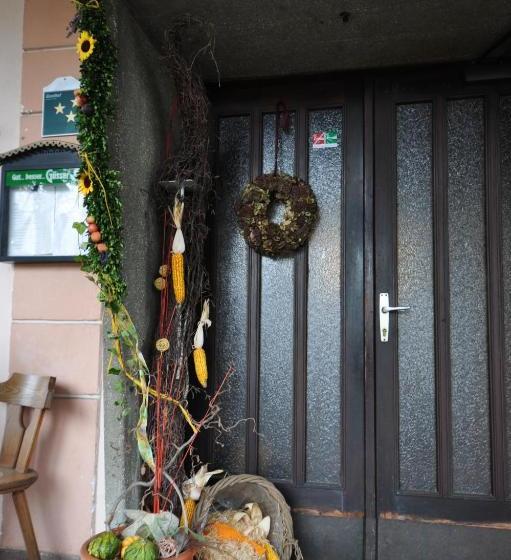 ユースホステル Gasthaus Zur Waldschenke