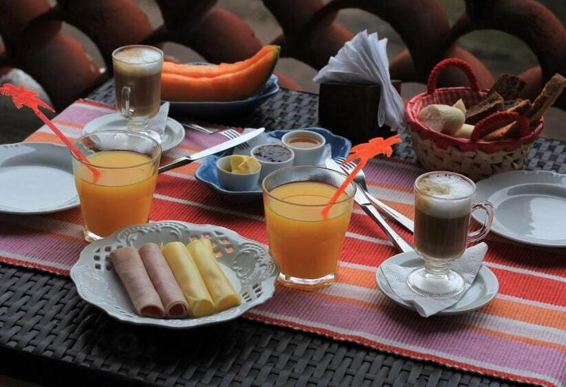 旅馆 Santoral Restaurante Y Posada Pet Friendly