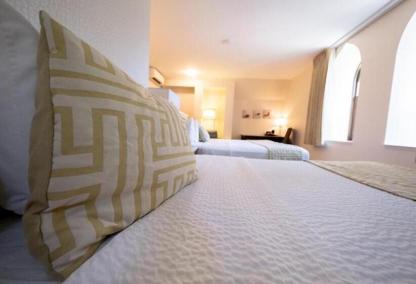 호스텔 The Inn At Shattuck   St. Mary S