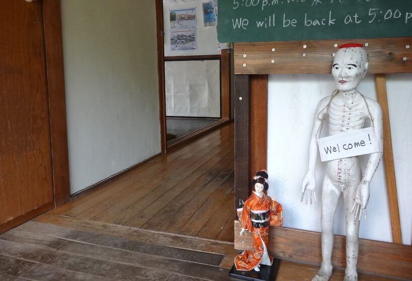 פנסיון Guesthouse Miso Soup   Hostel