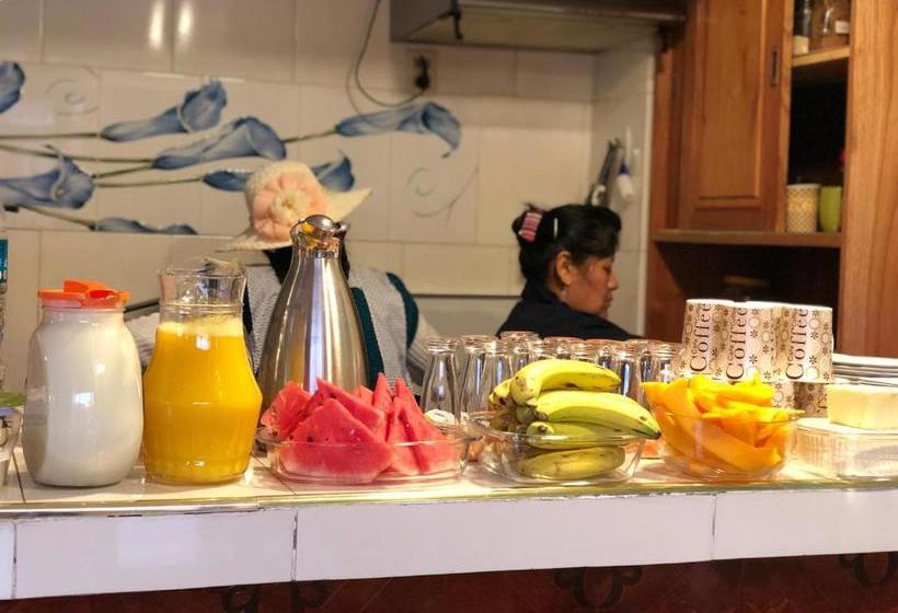 پانسیون Hostal Iskanwaya