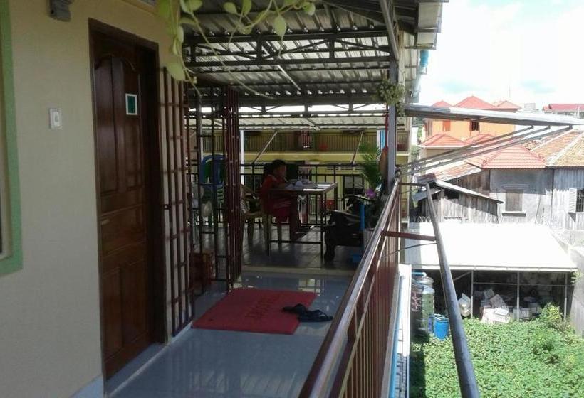 הוסטל Phalla Riverside