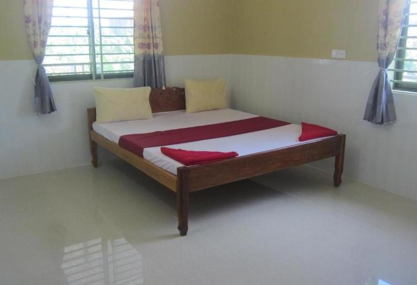 הוסטל Phalla Riverside