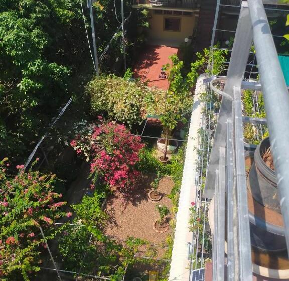 הוסטל Phalla Riverside