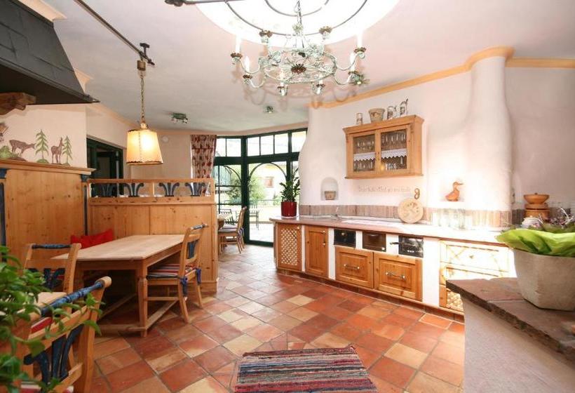 پانسیون Gästehaus Katharina