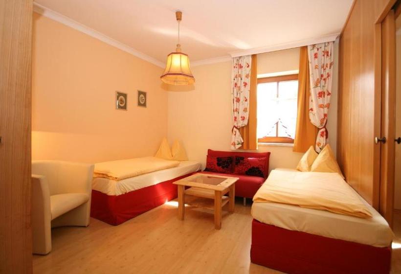 پانسیون Gästehaus Katharina