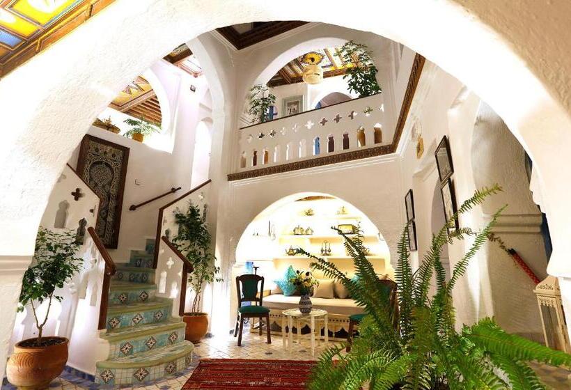 پانسیون Riad Cherifa