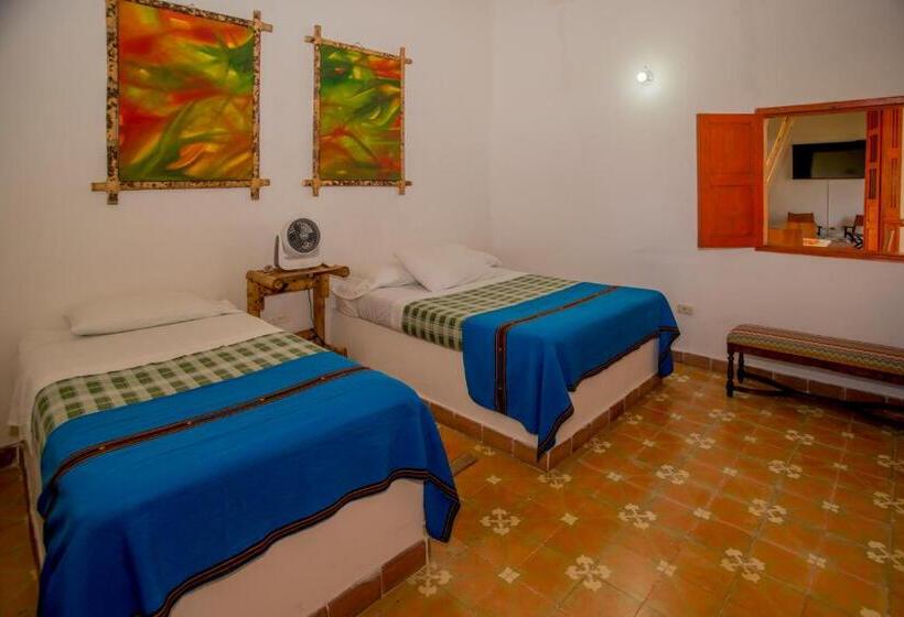 هتل Hacienda El Samán