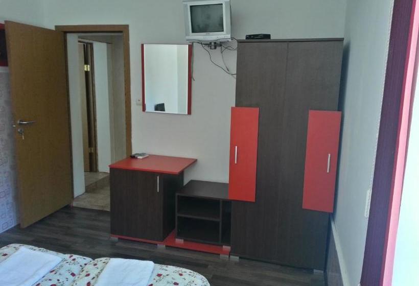 پانسیون Guest House Zora