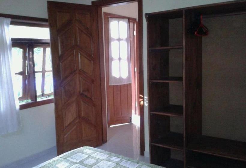 پانسیون Hóspedes Da Terra Pousada & Chalés