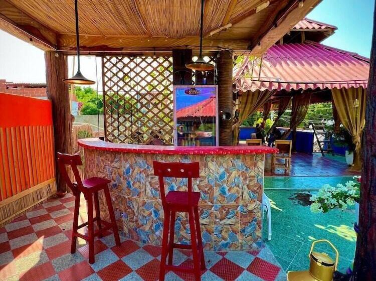 פנסיון Hostal Solsticio Guajiro