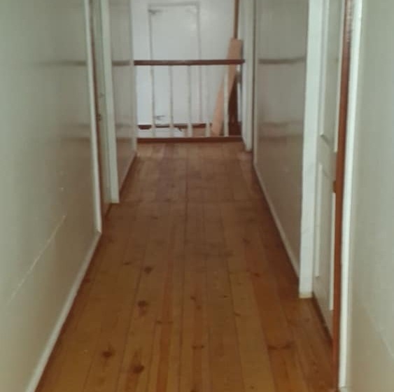 پانسیون Julian Guest House