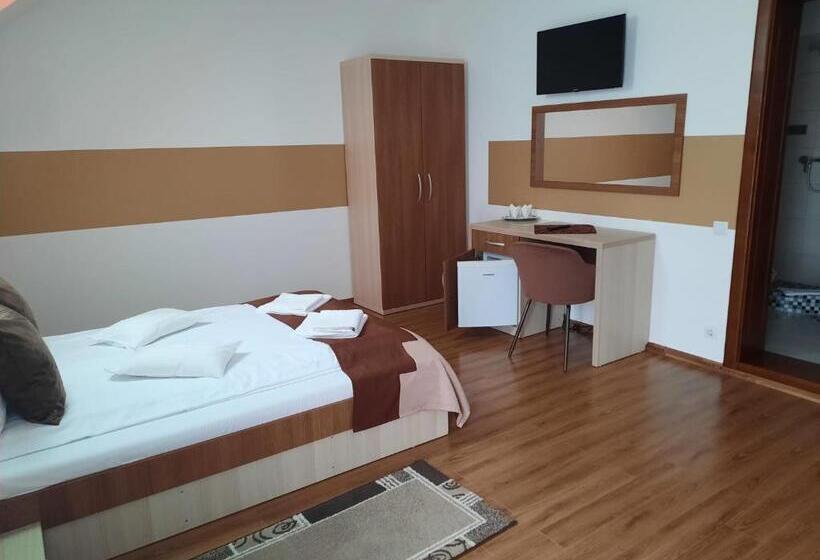 پانسیون Villa Prestige