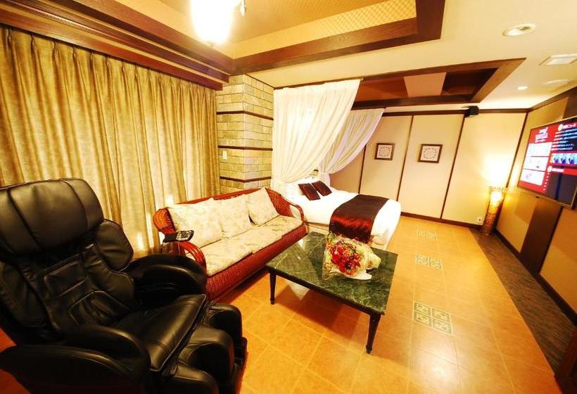 فندق Vanilla Komaki