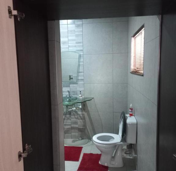 פנסיון Esperance Guesthouse