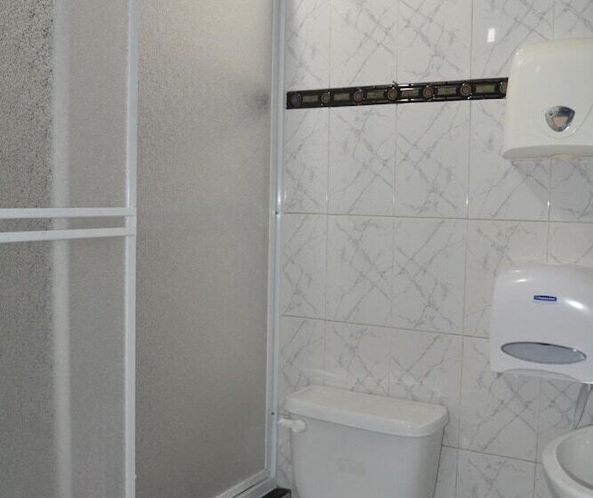 پانسیون Mashy´s Hostal