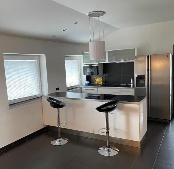 پانسیون Penzion Fajn