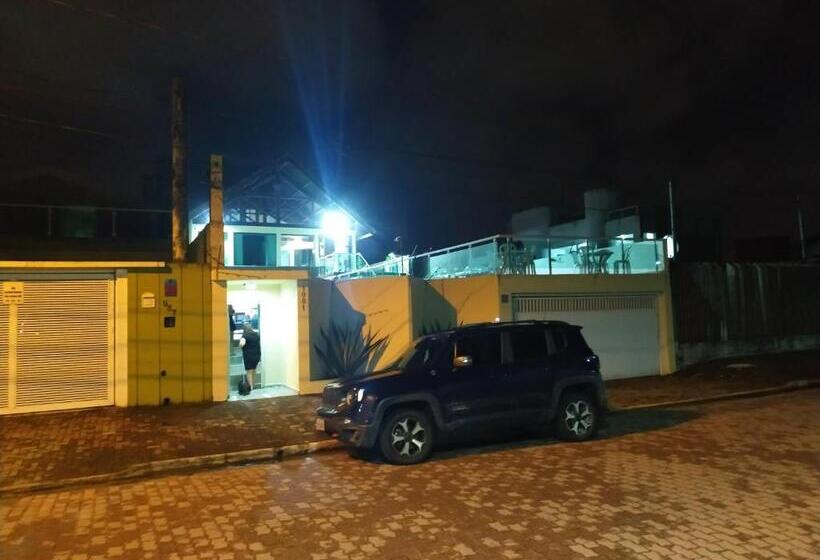 ペンション Pousada Elegance Beira Mar